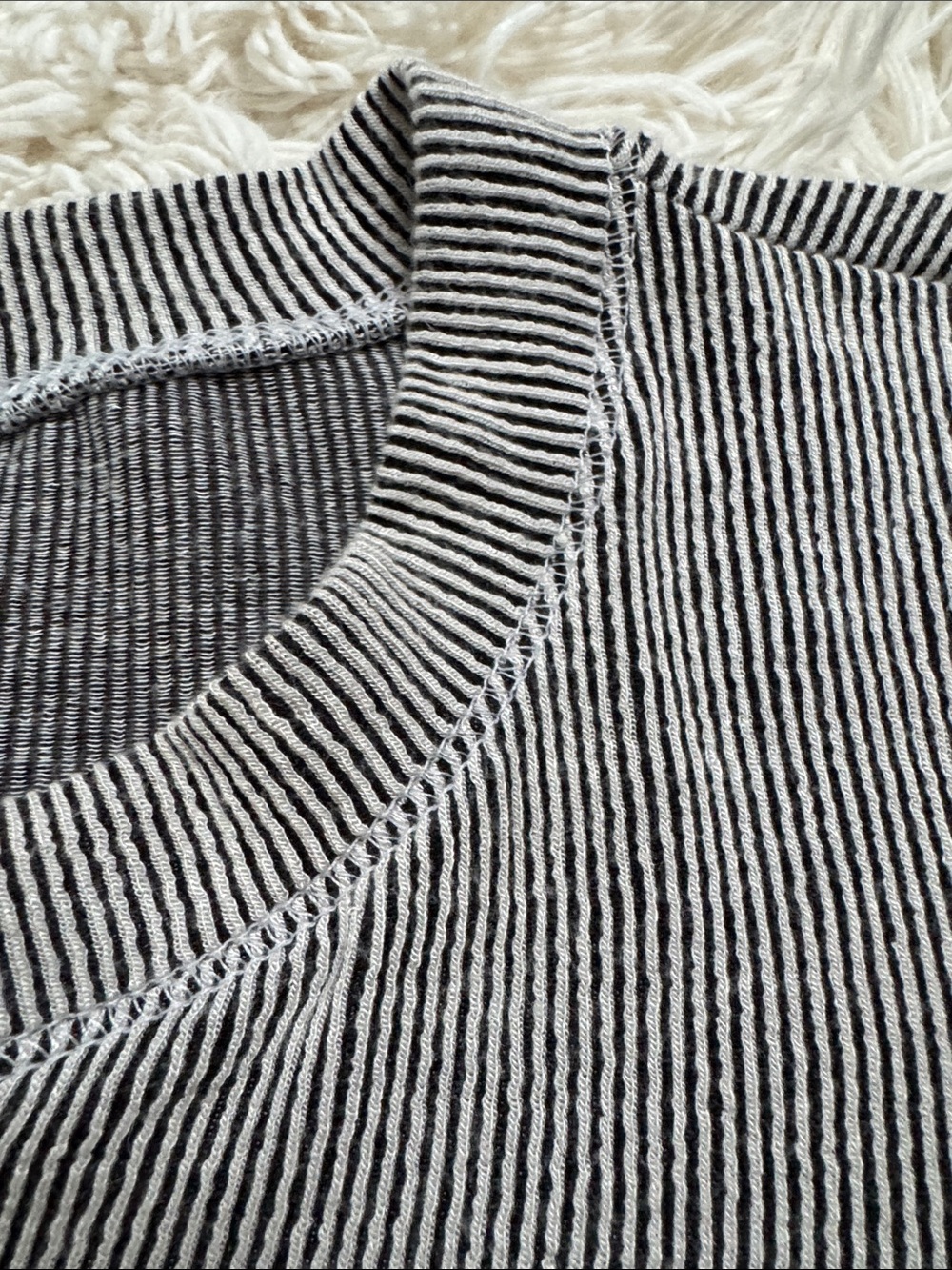 Bucket List Ribbed Crewneck Henley LS Top ๐ Black & White - Picture 11 of 13